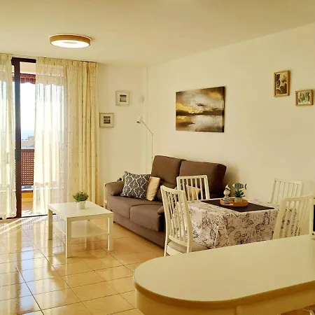 Olivia Playa La Arena بويرتو دي سانتياغو